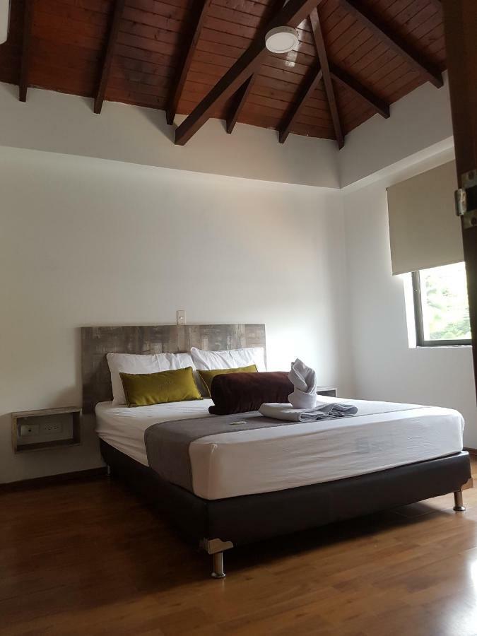 Hotel Porton Colonial 麦德林 外观 照片