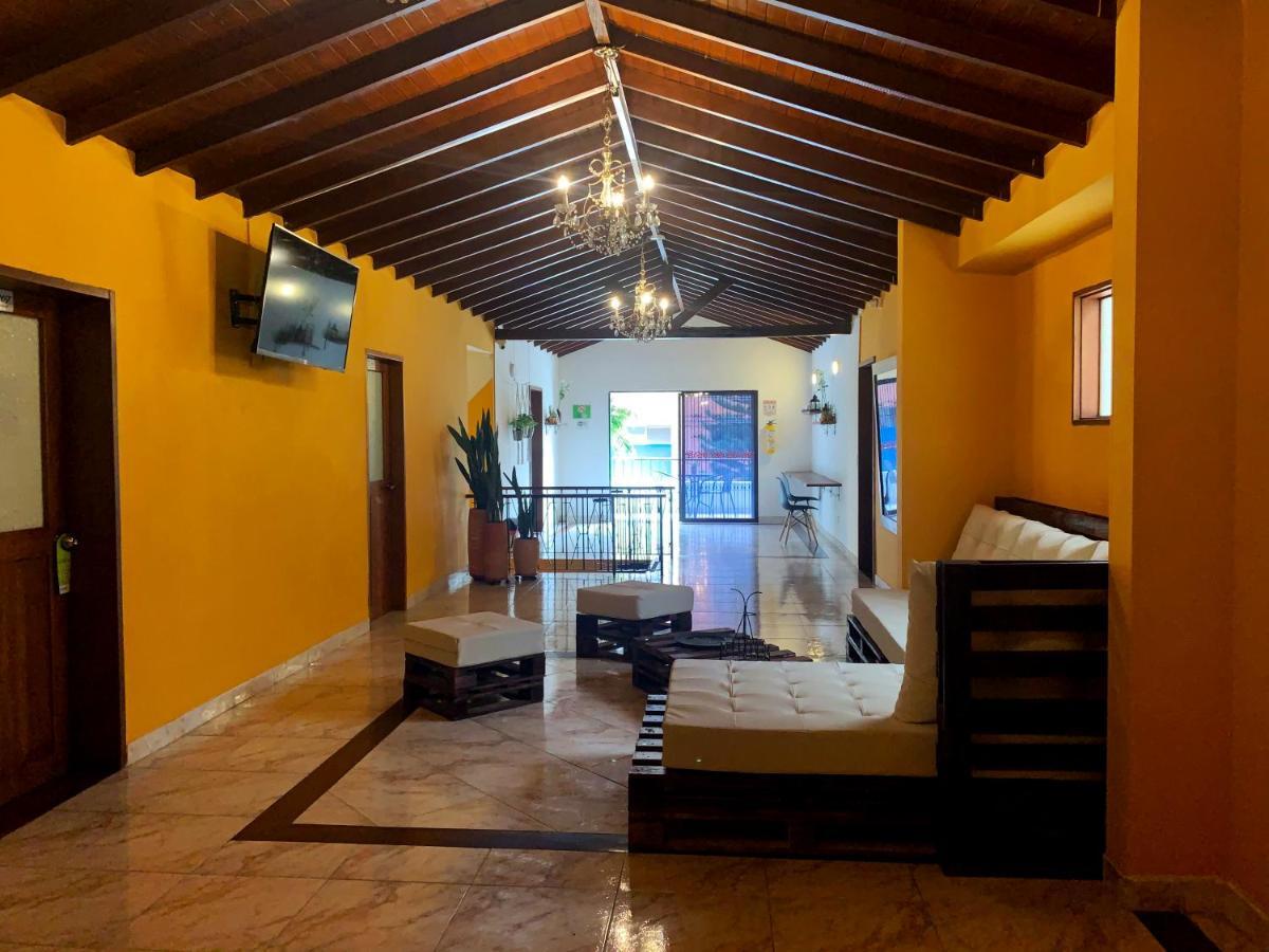 Hotel Porton Colonial 麦德林 外观 照片